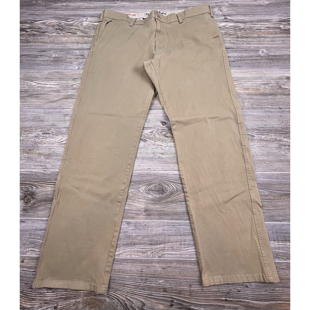 Dockers Mens Ultimate Chino Khaki Pants Straight Fit Smart Flex 40x32 Fits 40x31